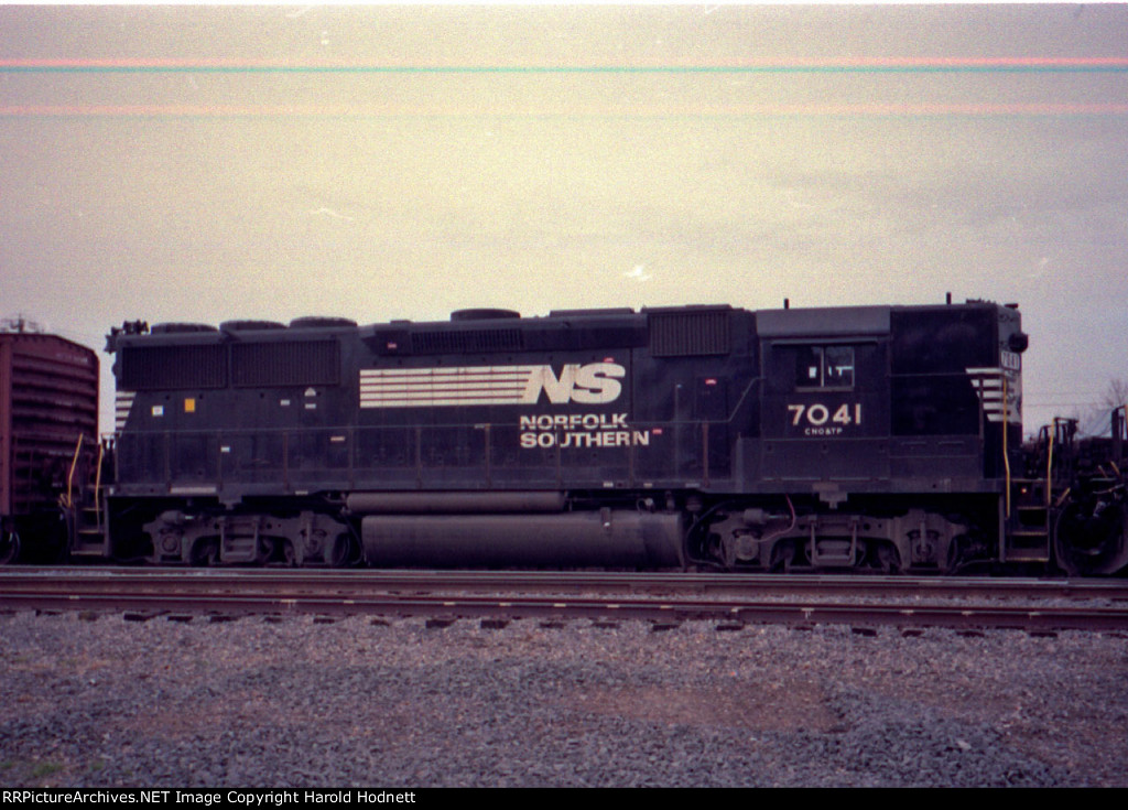 NS 7041